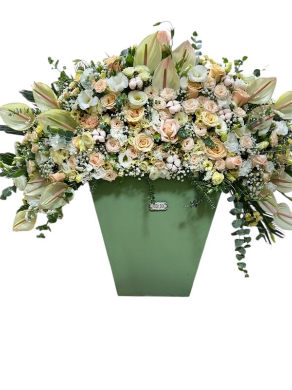 باکس گل چرمی متوسط کد 309 - Image 1